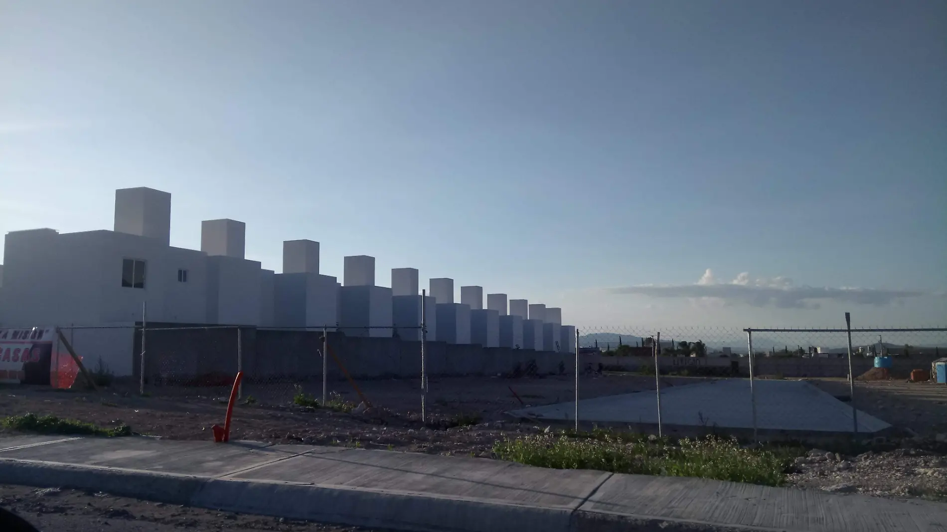 Cambios de uso de suelo se otorgan de forma responsable, aseguró el Alcalde.  Monsetrrat García  El Sol de San Juan del Río.